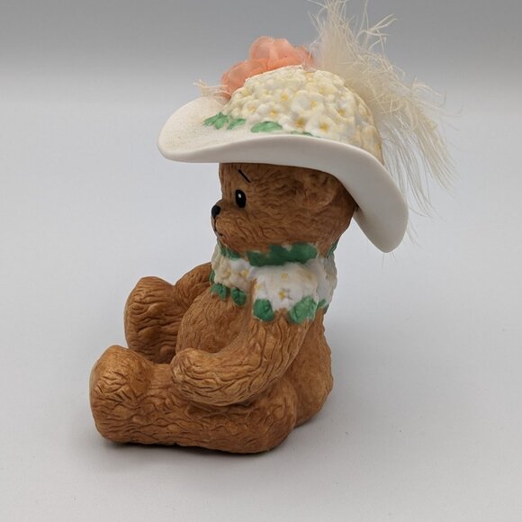 Chapeau Noelle by Lucy Rigg Apple Blossom Jeanne Bear Figurine 1995 - Picture 3 of 10